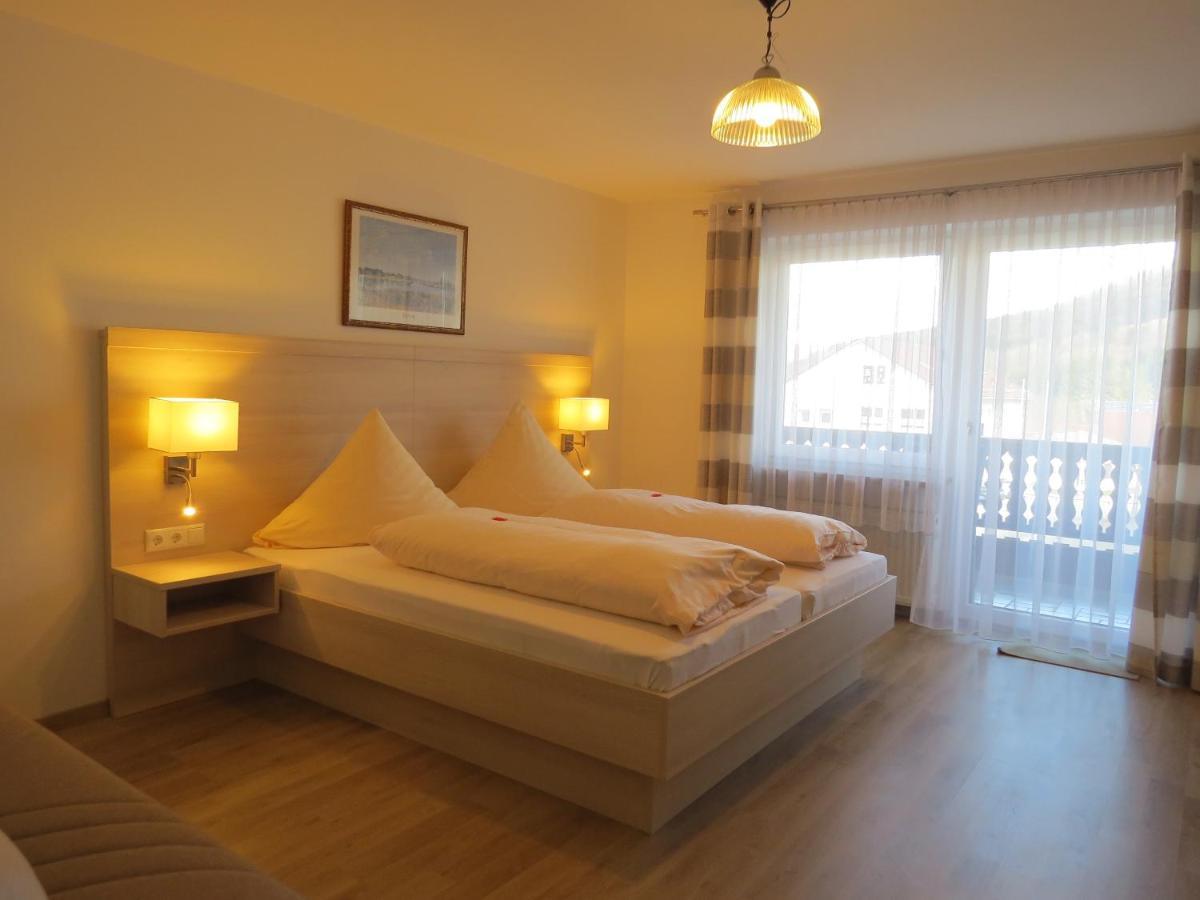 Buechelsteiner Hof Hotel Grattersdorf ภายนอก รูปภาพ