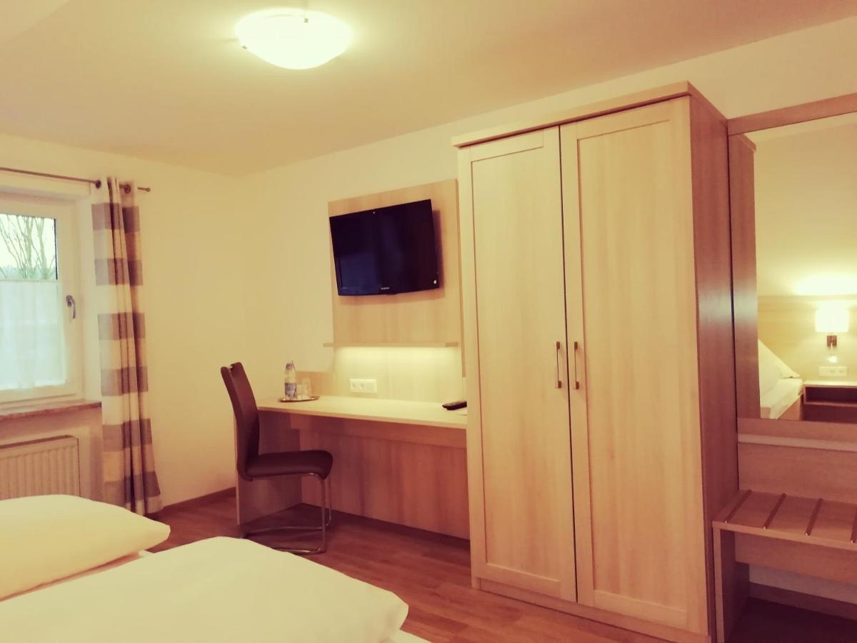 Buechelsteiner Hof Hotel Grattersdorf ภายนอก รูปภาพ