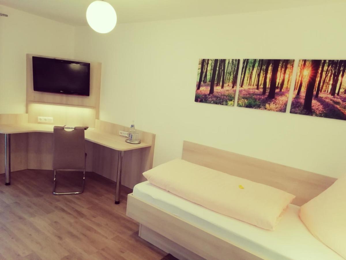 Buechelsteiner Hof Hotel Grattersdorf ภายนอก รูปภาพ