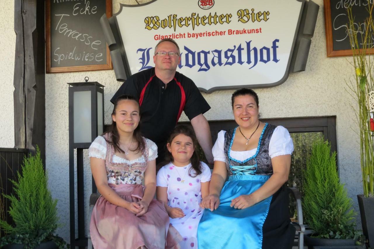 Buechelsteiner Hof Hotel Grattersdorf ภายนอก รูปภาพ